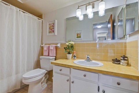 Condominio en venta en Casselberry, Florida, 2 dormitorios, 91.69 m2 № 1883526 - foto 19
