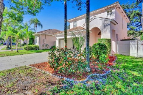 House in Coconut Creek, Florida 3 bedrooms, 179.21 sq.m. № 2175553