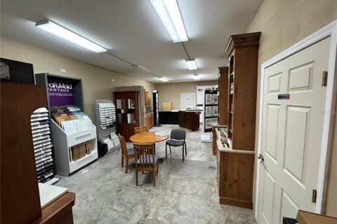 Commercial property in Sebring, Florida 1264.49 sq.m. № 2212311 - photo 30