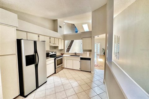 Townhouse in Orlando, Florida 3 bedrooms, 134.43 sq.m. № 1770958 - photo 5