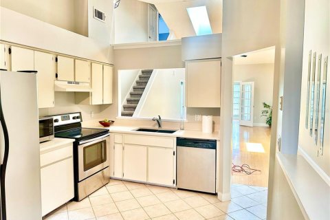 Townhouse in Orlando, Florida 3 bedrooms, 134.43 sq.m. № 1770958 - photo 4