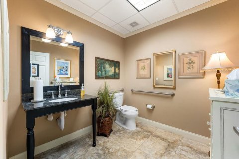 Commercial property in Gainesville, Florida 180.6 sq.m. № 2098887 - photo 5