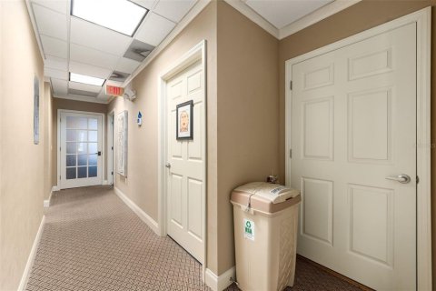 Commercial property in Gainesville, Florida 180.6 sq.m. № 2098887 - photo 14