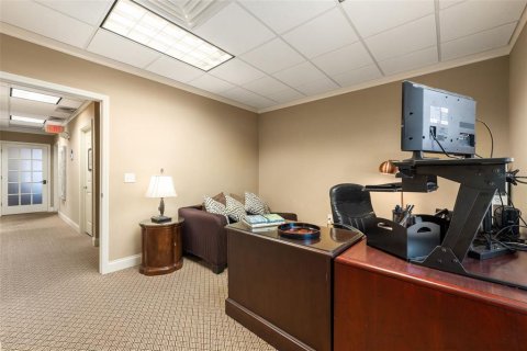 Commercial property in Gainesville, Florida 180.6 sq.m. № 2098887 - photo 13