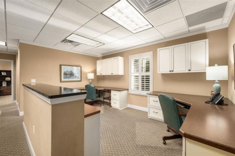Commercial property in Gainesville, Florida 180.6 sq.m. № 2098887 - photo 20