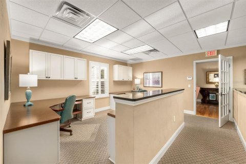 Commercial property in Gainesville, Florida 180.6 sq.m. № 2098887 - photo 18