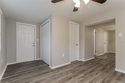Casa en alquiler en Orlando, Florida, 3 dormitorios, 128.02 m2 № 1913899 - foto 10