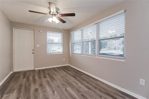 Casa en alquiler en Orlando, Florida, 3 dormitorios, 128.02 m2 № 1913899 - foto 7