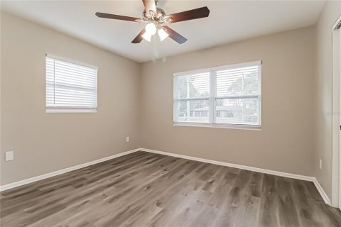 Casa en alquiler en Orlando, Florida, 3 dormitorios, 128.02 m2 № 1913899 - foto 12