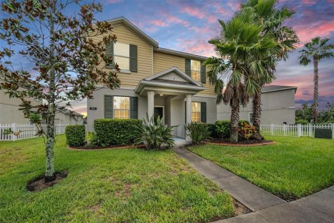 Villa ou maison à vendre à Land O' Lakes, Floride: 5 chambres, 228.08 m2 № 1847220 - photo 4