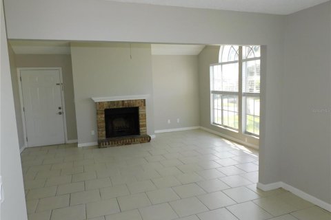 Condominio en venta en Lake Mary, Florida, 3 dormitorios, 105.54 m2 № 2097657 - foto 12