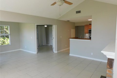 Condominio en venta en Lake Mary, Florida, 3 dormitorios, 105.54 m2 № 2097657 - foto 7