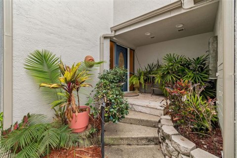 Townhouse in Apollo Beach, Florida 3 bedrooms, 174.56 sq.m. № 2236608 - photo 5