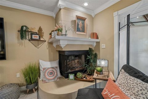 Townhouse in Apollo Beach, Florida 3 bedrooms, 174.56 sq.m. № 2236608 - photo 12