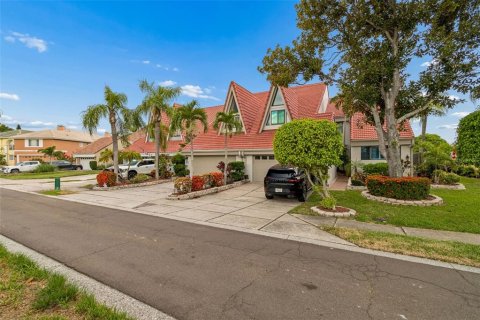 Townhouse in Apollo Beach, Florida 3 bedrooms, 174.56 sq.m. № 2236608 - photo 4