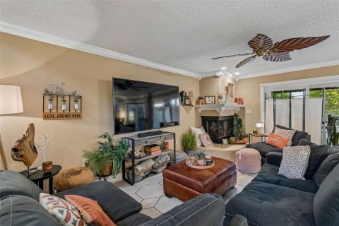 Townhouse in Apollo Beach, Florida 3 bedrooms, 174.56 sq.m. № 2236608 - photo 10