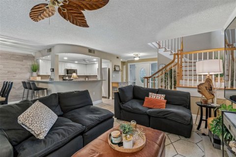 Townhouse in Apollo Beach, Florida 3 bedrooms, 174.56 sq.m. № 2236608 - photo 9