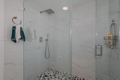 Villa ou maison à louer à Sunny Isles Beach, Floride: 3 chambres, 137.87 m2 № 1963415 - photo 27