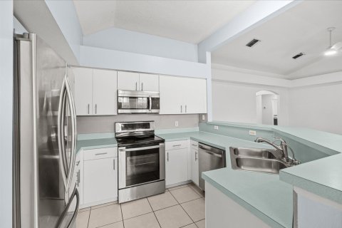 Casa en venta en Port St. Lucie, Florida, 3 dormitorios, 129.13 m2 № 2293923 - foto 9
