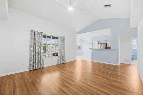Casa en venta en Port St. Lucie, Florida, 3 dormitorios, 129.13 m2 № 2293923 - foto 7
