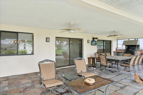Casa en venta en Palm Coast, Florida, 3 dormitorios, 185.15 m2 № 1787715 - foto 29