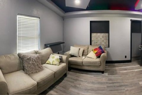Immobilier commercial à vendre à Orlando, Floride: 99.59 m2 № 2103034 - photo 6