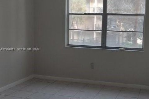 Copropriété à louer à Miami, Floride: 2 chambres, 93.83 m2 № 2026993 - photo 15