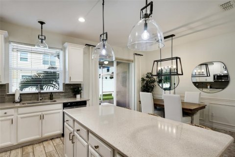 Townhouse in HARMONY AT LAKEWOOD RANCH in Bradenton, Florida 3 bedrooms, 149.94 sq.m. № 2381359 - photo 11
