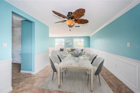 House in New Port Richey, Florida 2 bedrooms, 157.47 sq.m. № 1835177 - photo 17