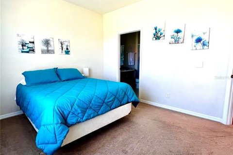 Condo in Poinciana, Florida, 2 bedrooms  № 1720208 - photo 7