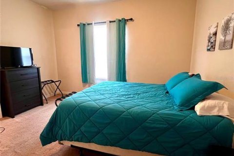 Condo in Poinciana, Florida, 2 bedrooms  № 1720208 - photo 8