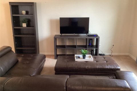 Condo in Poinciana, Florida, 2 bedrooms  № 1720208 - photo 16