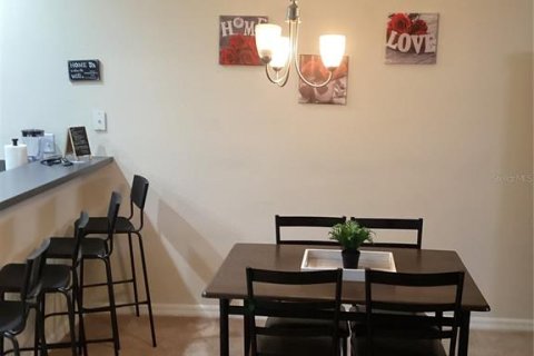 Condo in Poinciana, Florida, 2 bedrooms  № 1720208 - photo 28