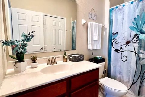 Condo in Poinciana, Florida, 2 bedrooms  № 1720208 - photo 11