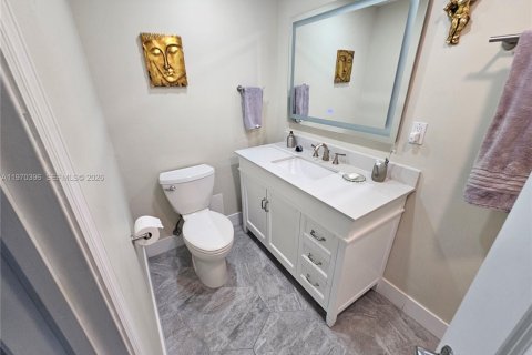 Copropriété à vendre à Sunny Isles Beach, Floride: 1 chambre, 70.79 m2 № 2032530 - photo 7