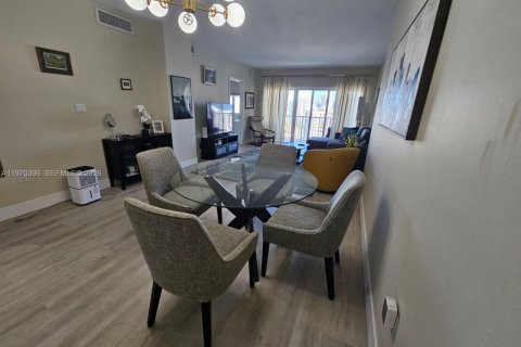 Copropriété à vendre à Sunny Isles Beach, Floride: 1 chambre, 70.79 m2 № 2032530 - photo 5
