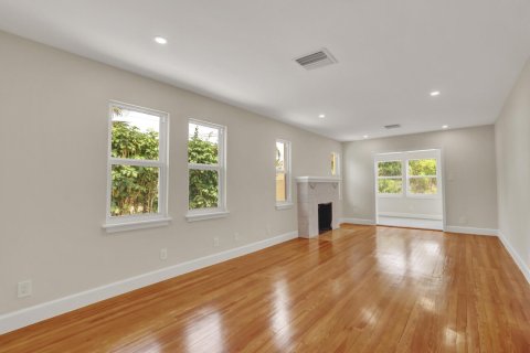 Villa ou maison à vendre à West Palm Beach, Floride: 2 chambres, 103.31 m2 № 2190149 - photo 9