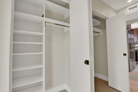 Villa ou maison à vendre à West Palm Beach, Floride: 2 chambres, 103.31 m2 № 2190149 - photo 22