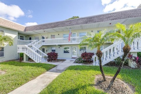 Condominio en venta en Tarpon Springs, Florida, 1 dormitorio, 52.49 m2 № 2106935 - foto 2