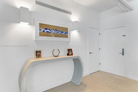 Condo in Bal Harbour, Florida, 2 bedrooms  № 1623740 - photo 21