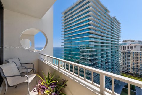 Condo in Bal Harbour, Florida, 2 bedrooms  № 1623740 - photo 22