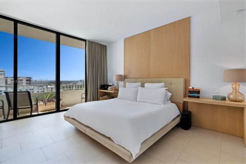 Condo in Bal Harbour, Florida, 2 bedrooms  № 1623740 - photo 13
