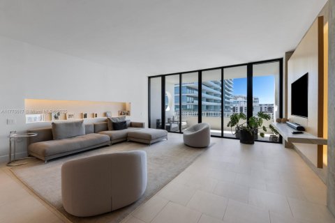 Condo in Bal Harbour, Florida, 2 bedrooms  № 1623740 - photo 2