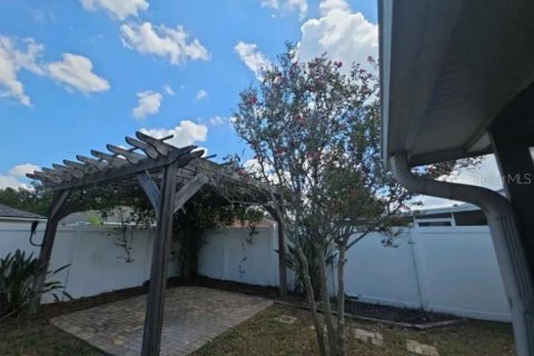 Casa en alquiler en Gibsonton, Florida, 4 dormitorios, 132.29 m2 № 1912847 - foto 12