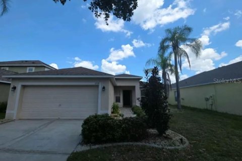 Casa en alquiler en Gibsonton, Florida, 4 dormitorios, 132.29 m2 № 1912847 - foto 1
