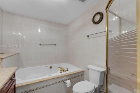 Купить виллу или дом в Майами, Флорида 4 спальни, 168.15м2, № 2051656 - фото 18