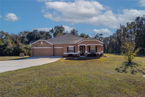 House in Newberry, Florida 4 bedrooms, 290.78 sq.m. № 2113057 - photo 2