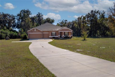 House in Newberry, Florida 4 bedrooms, 290.78 sq.m. № 2113057 - photo 13