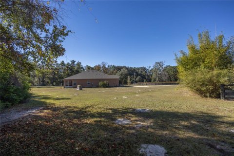 House in Newberry, Florida 4 bedrooms, 290.78 sq.m. № 2113057 - photo 12