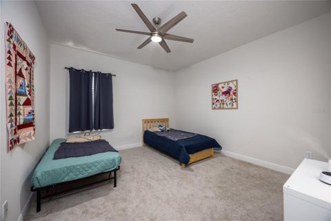 House in Newberry, Florida 4 bedrooms, 290.78 sq.m. № 2113057 - photo 24